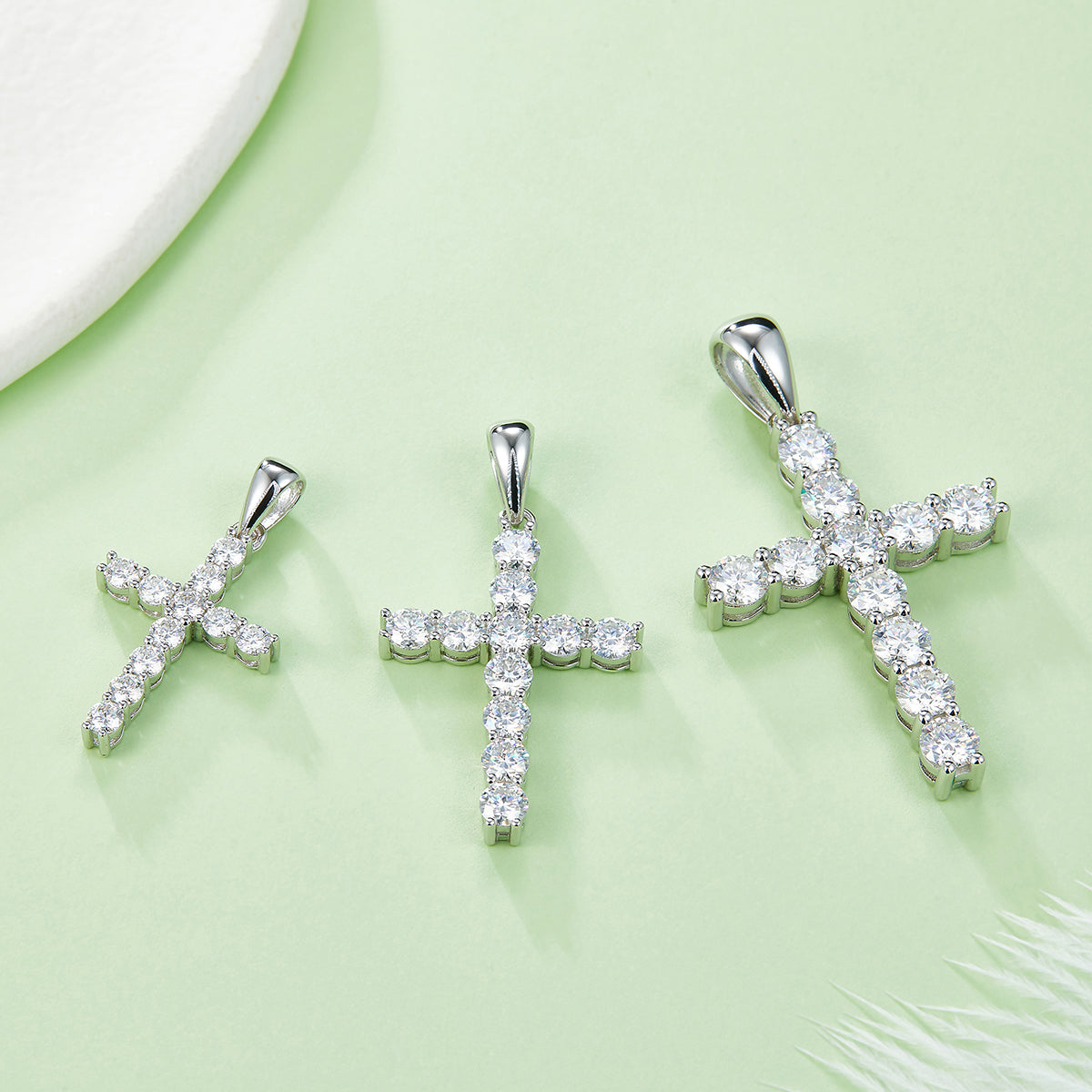 D Color Moissanite Classic Cross Pendant (4.0mm) in Sterling Silver#5